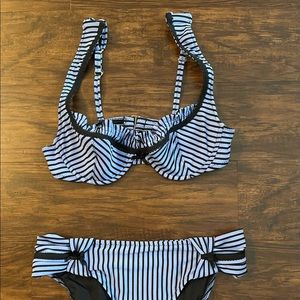 Betsy Johnson bikini set!